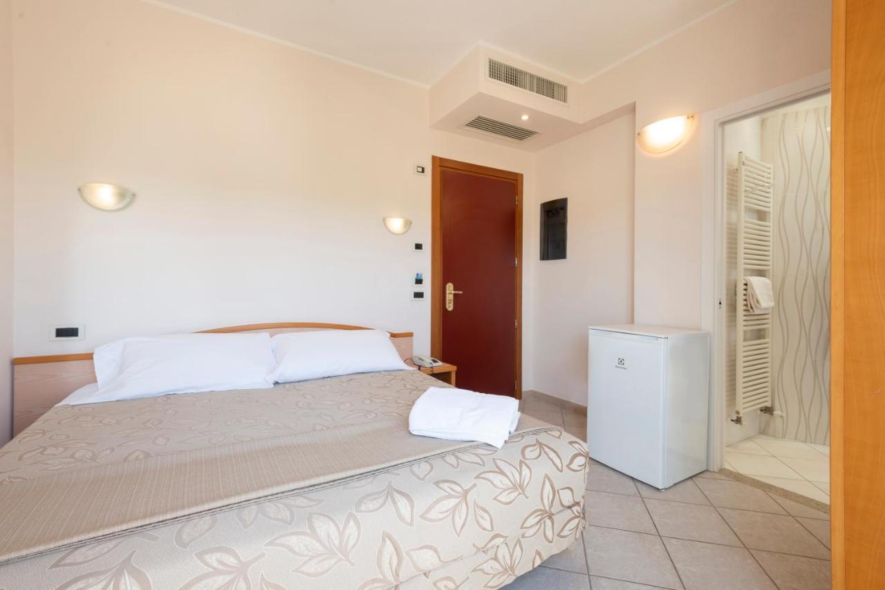 Hotel Residence Imperial Misano Adriatico Exteriér fotografie