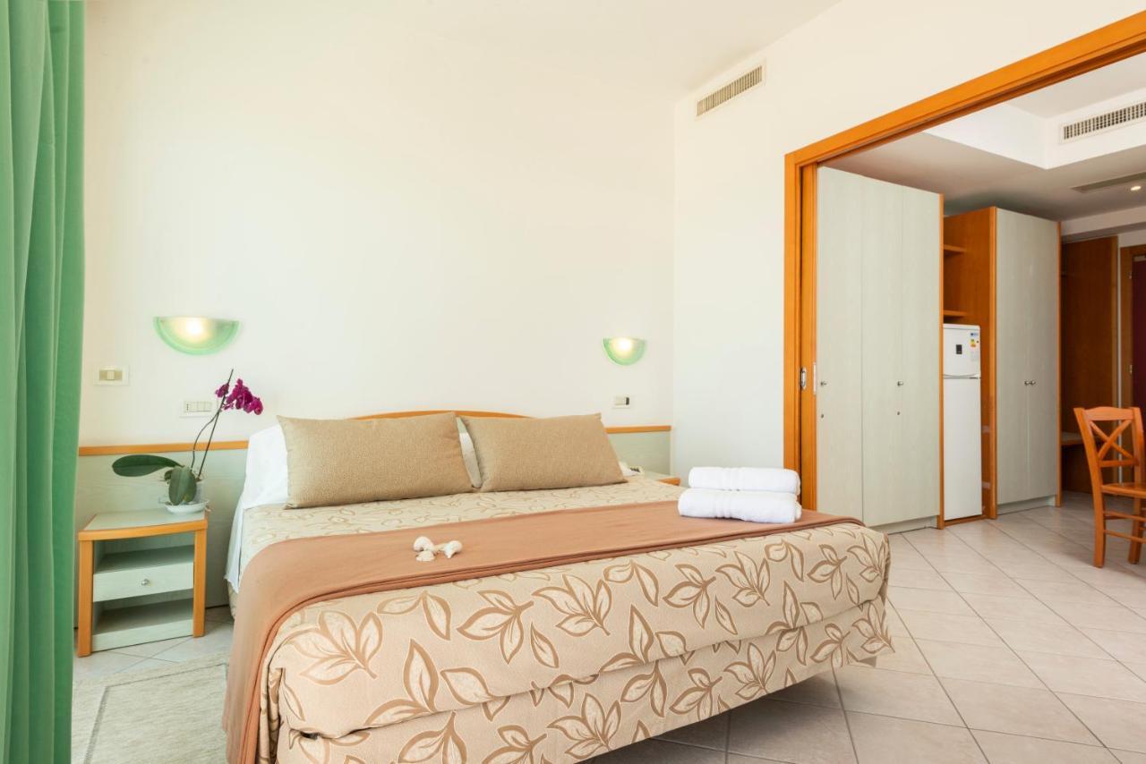 Hotel Residence Imperial Misano Adriatico Exteriér fotografie
