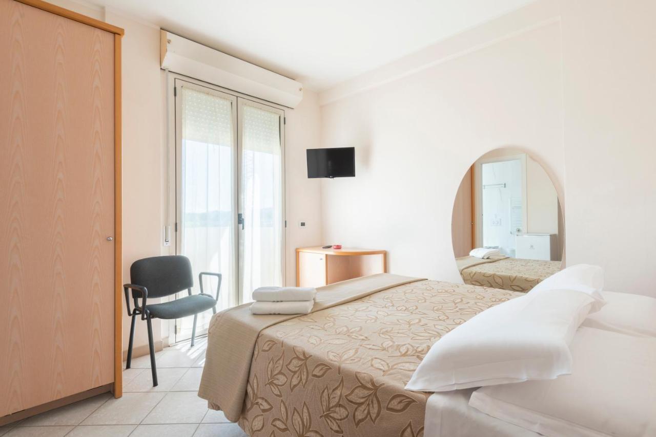 Hotel Residence Imperial Misano Adriatico Exteriér fotografie