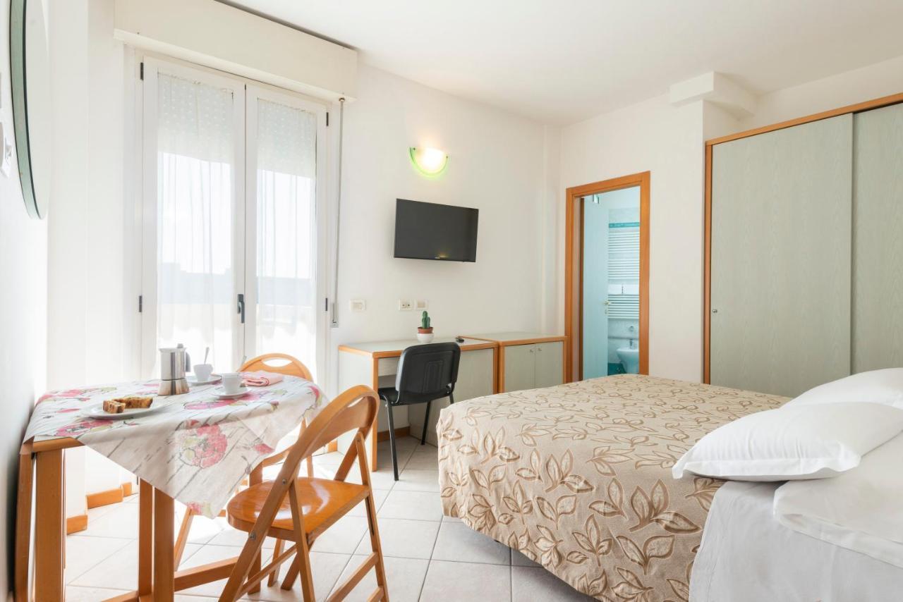 Hotel Residence Imperial Misano Adriatico Exteriér fotografie