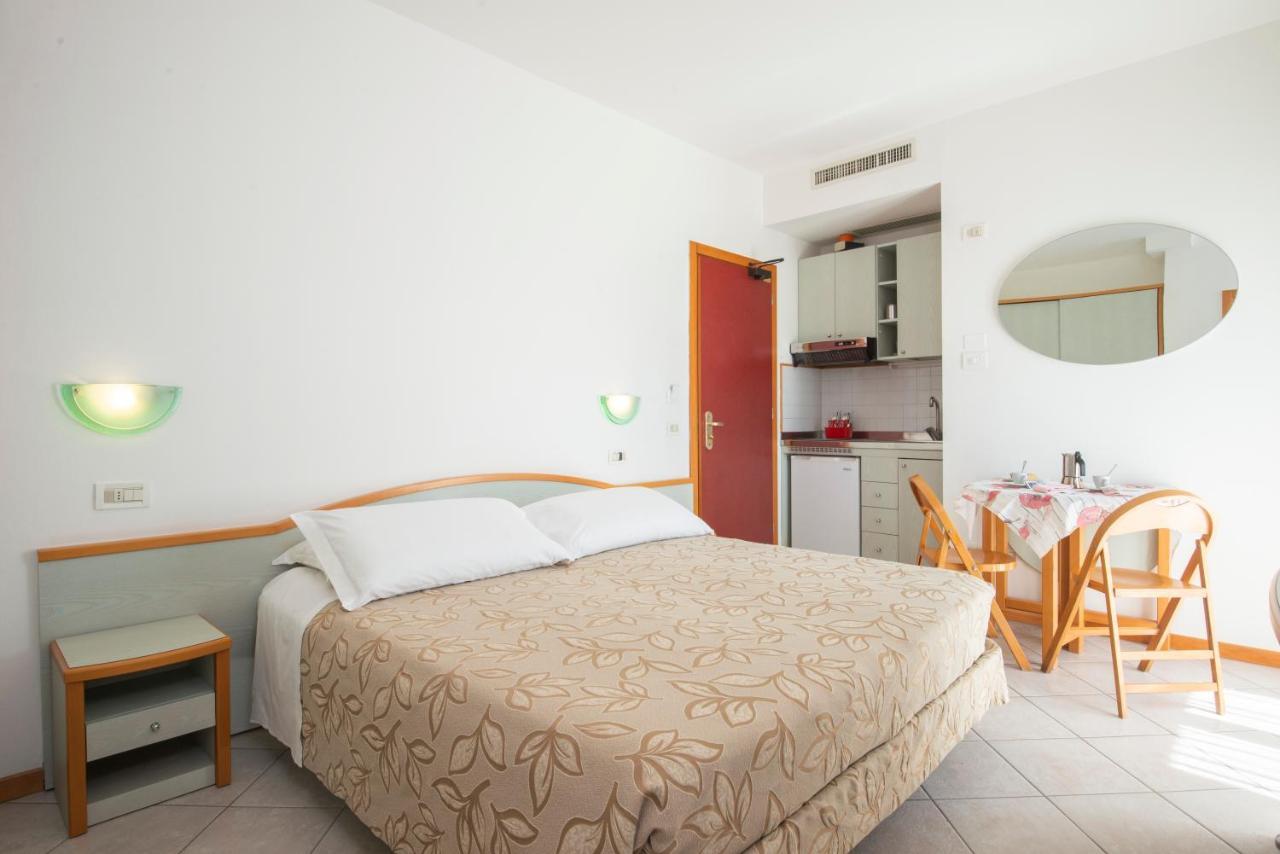 Hotel Residence Imperial Misano Adriatico Exteriér fotografie